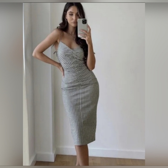 Zara Gray & White Striped Midi Dress – Hidden Back Zipper - Picture 6 of 6